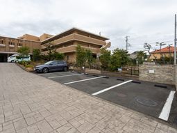 駐車スペース施設外観