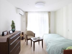 清潔感あふれる居室空間