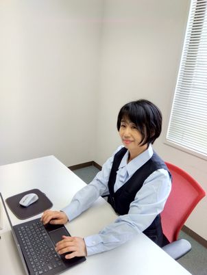 スタッフの様子オフィス