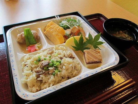 彩り豊かな和食膳