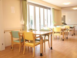 リラックスできるダイニング空間