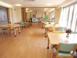 共有スペースの明るい風景