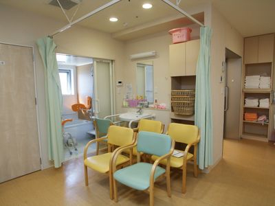 明るく清潔な居室