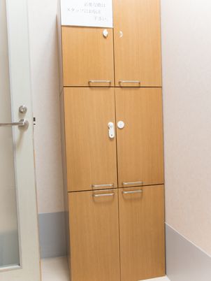 木製の収納クローゼット