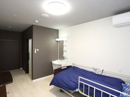 清潔感ある居室の一角