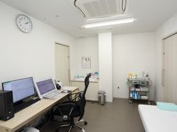 清潔な診療室