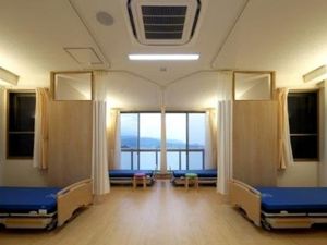 窓辺が特徴の居室