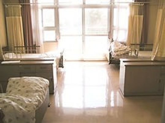 やわらかい日差しが入る居室
