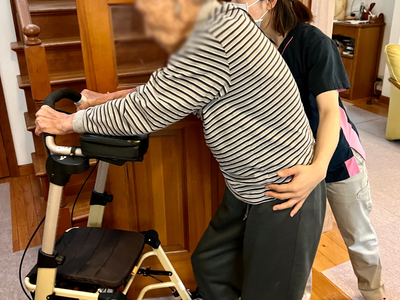 補助を受ける様子