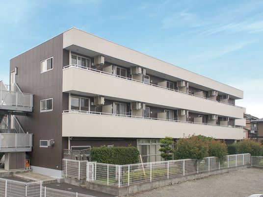 洗練された建物外観
