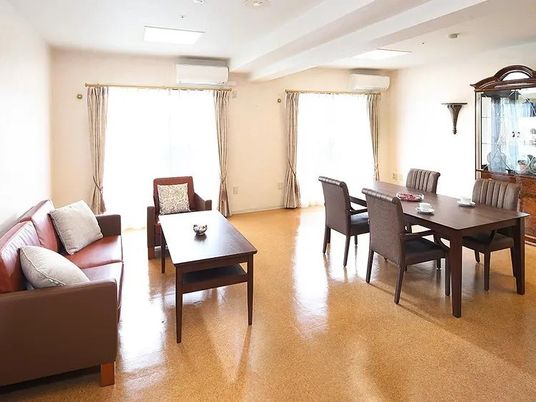 リビングダイニングのある共有空間