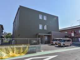 都市の建物外観