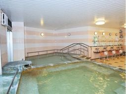 手すり付き浴槽の訓練室