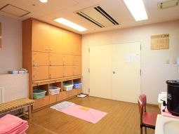 整理整頓された更衣室