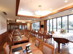 木目調の温かなダイニング