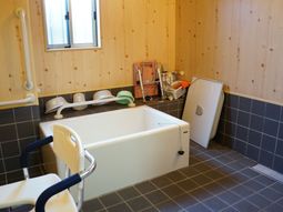 木目調の浴室設備