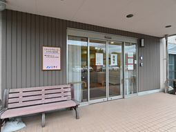 エントランスの外側