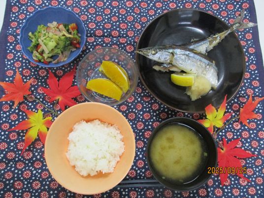 和食が並ぶテーブル