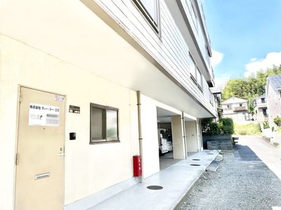 施設の外観