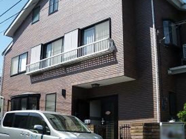 洒落た外観 外観 モダンで落ち着いた施設の外観は、訪れる人に安心感を与えます。