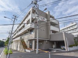 タウン風景の建物外観