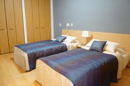 清潔なツインの居室