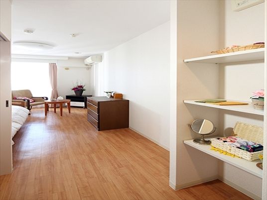 明るい広々居室