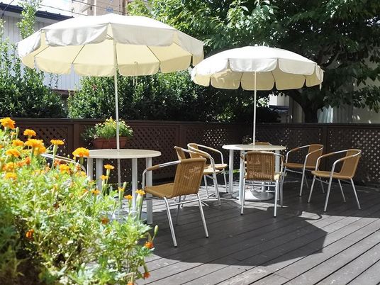 中庭の憩いの空間