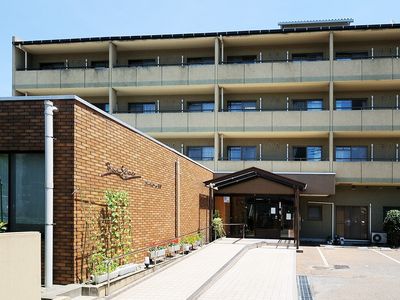 綺麗な建物のエントランス