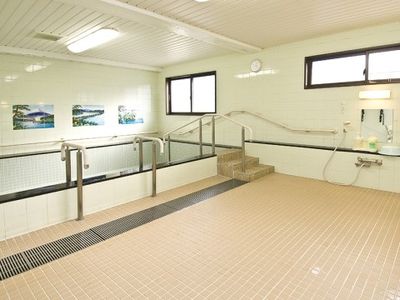 整った設備の浴室
