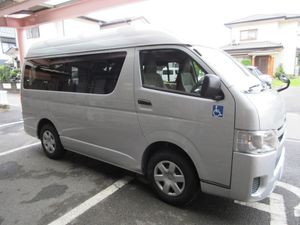 送迎車の外観  