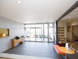 明るいエントランス