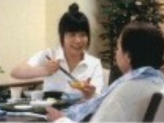 スタッフのケアシーン