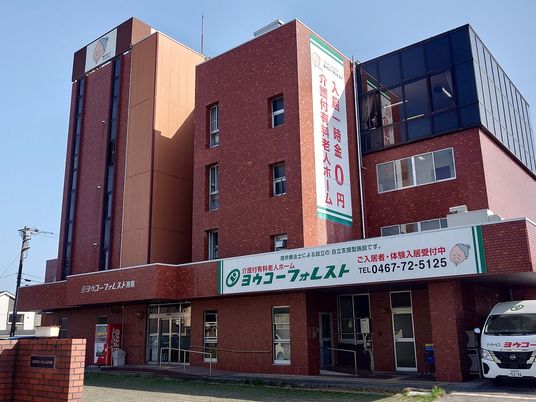 赤レンガの施設外観  