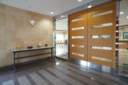 明るいエントランス