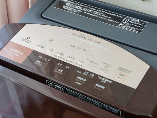 エアコンの操作パネル