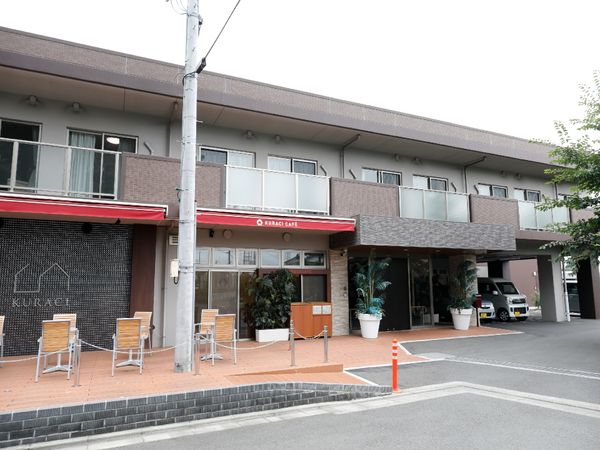 建物のエントランス部分