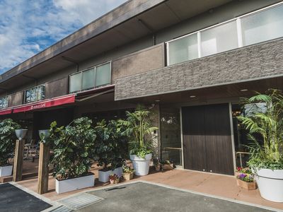 エントランスの外観