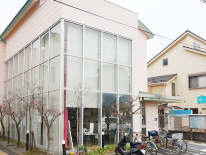 医療生協かながわ生活協同組合平塚診療所の外観