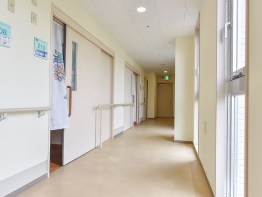 清潔な廊下の風景