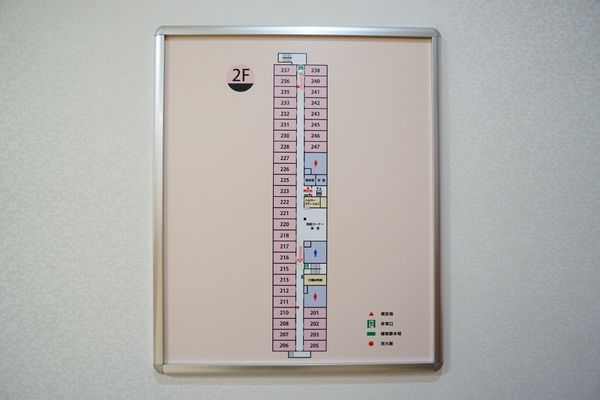 フロア案内図掲示