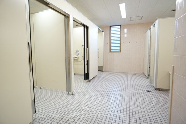 清潔な浴室の様子