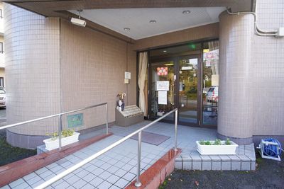 明るいエントランス