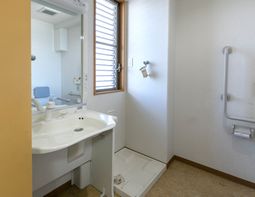 バリアフリーな洗面室