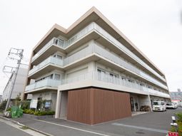 多階層のモダン建築