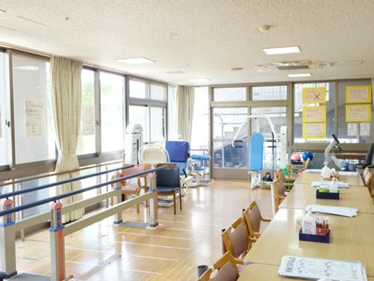 日差しが入る機能訓練室