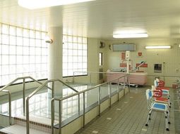 清潔な浴室設備