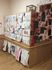 作品が飾られた廊下