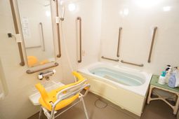 安全十分な浴室