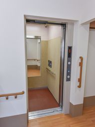 バリアフリーエレベーター